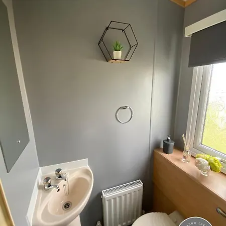 Sherwood 472 - Central Heating, Pet Friendly, Wifi, Bed Linen - Golden Palm Resort - Meadow Lakes Caravan & Lodge Hire Skegness Exterior photo